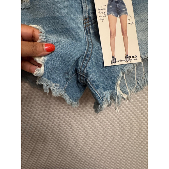 S.O.N.G. High Rise Mom Shorts - Picture 9 of 10